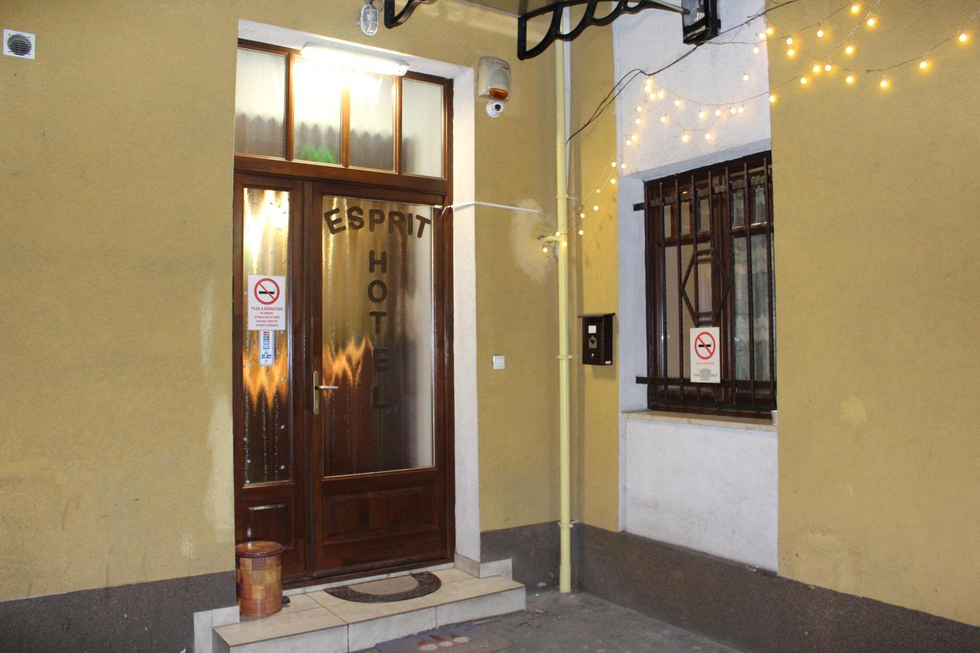 Esprit Hotel Будапеща Екстериор снимка