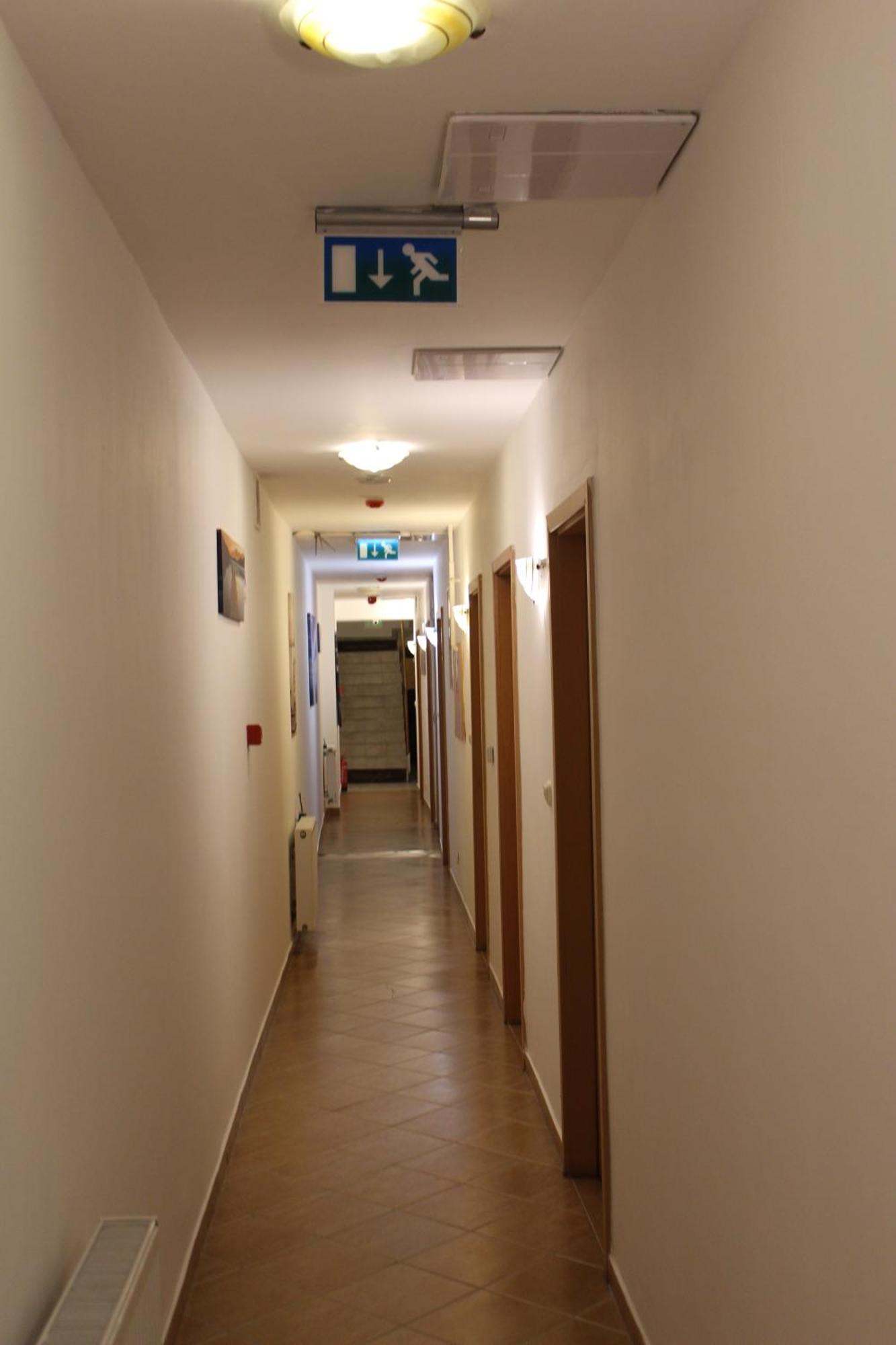 Esprit Hotel Будапеща Екстериор снимка