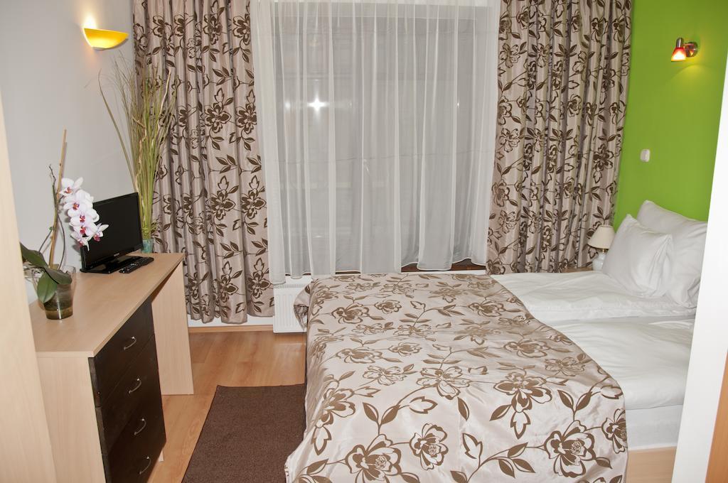 Esprit Hotel Будапеща Стая снимка